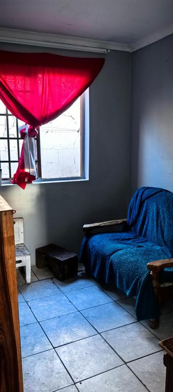 2 Bedroom Property for Sale in Kwanonqaba Western Cape